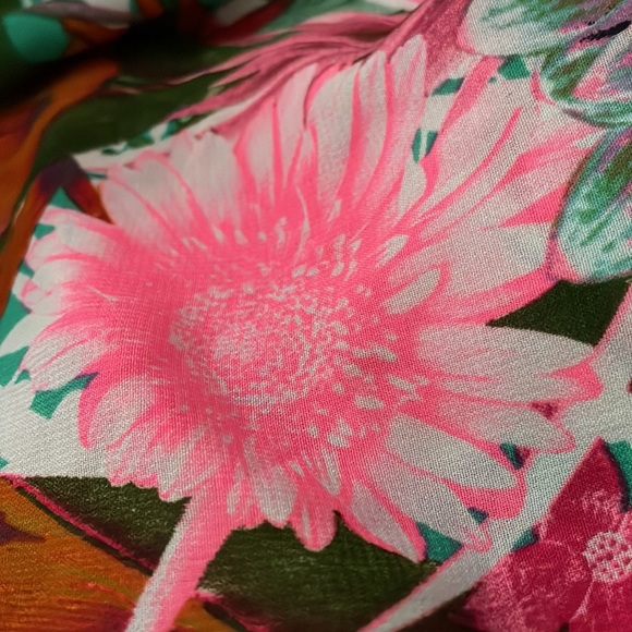 SALE!  BLACK BEAD Tropical Floral Print Asymetric Blouse S - Picture 8 of 9